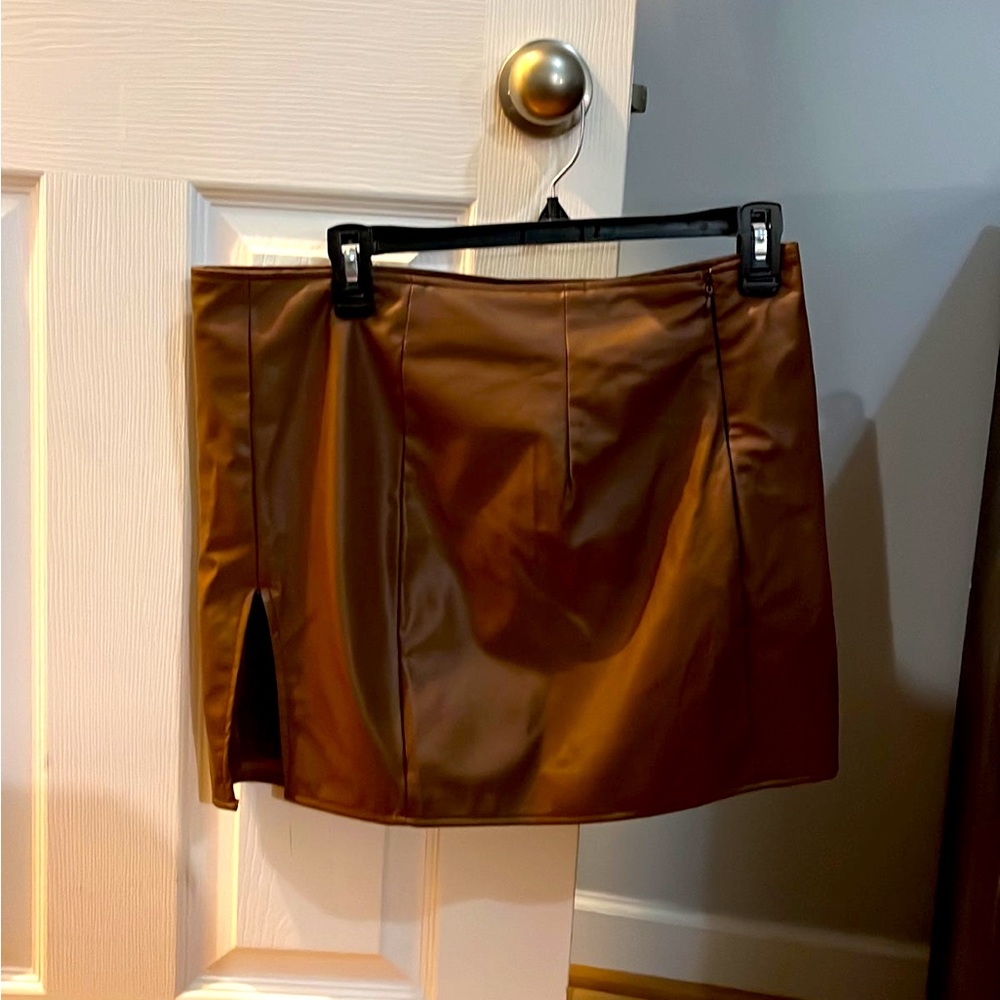 Women’s Brown Leather Skirt